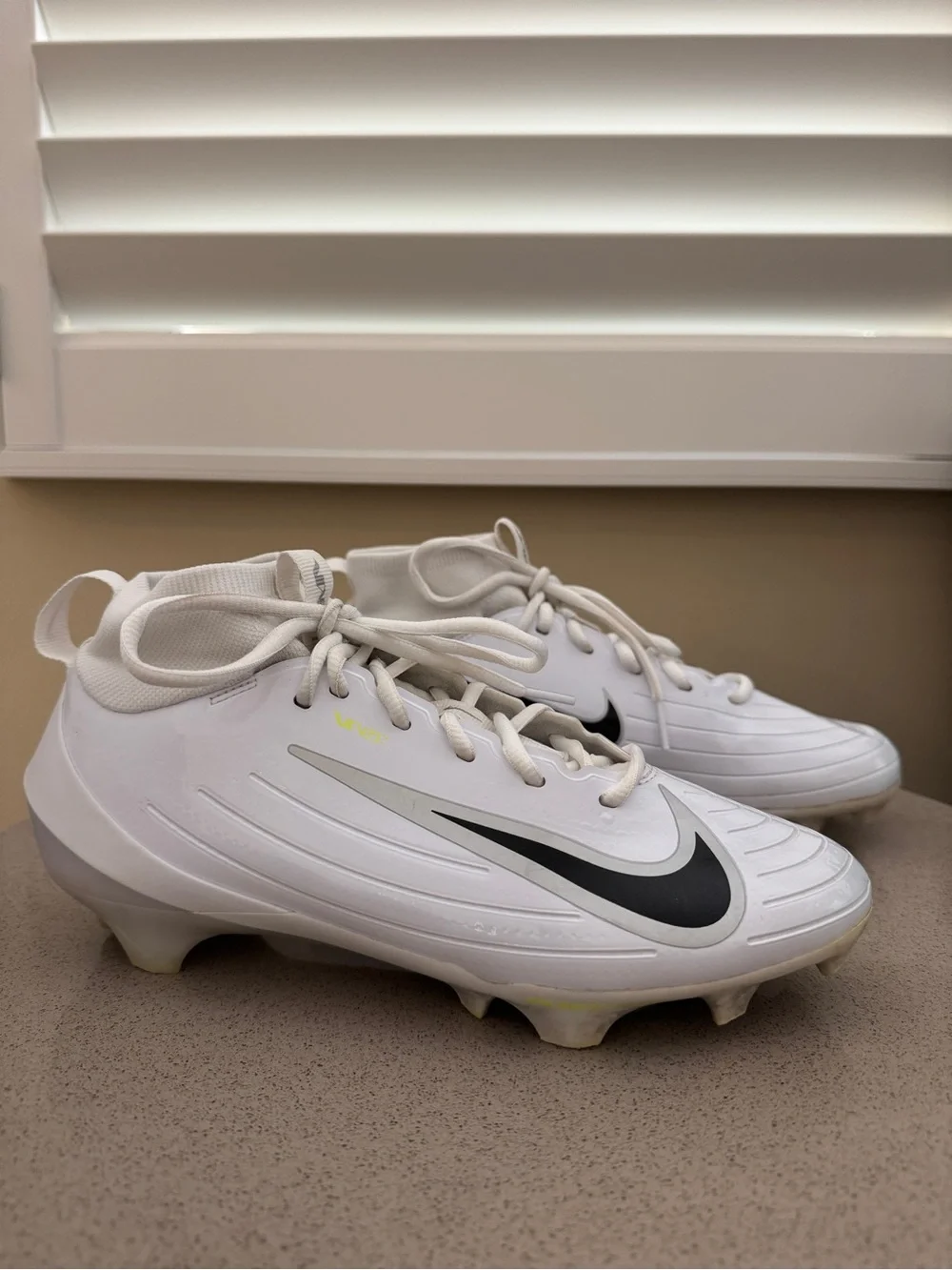 Nike Vapor Pro 1 Football Cleats Size 6